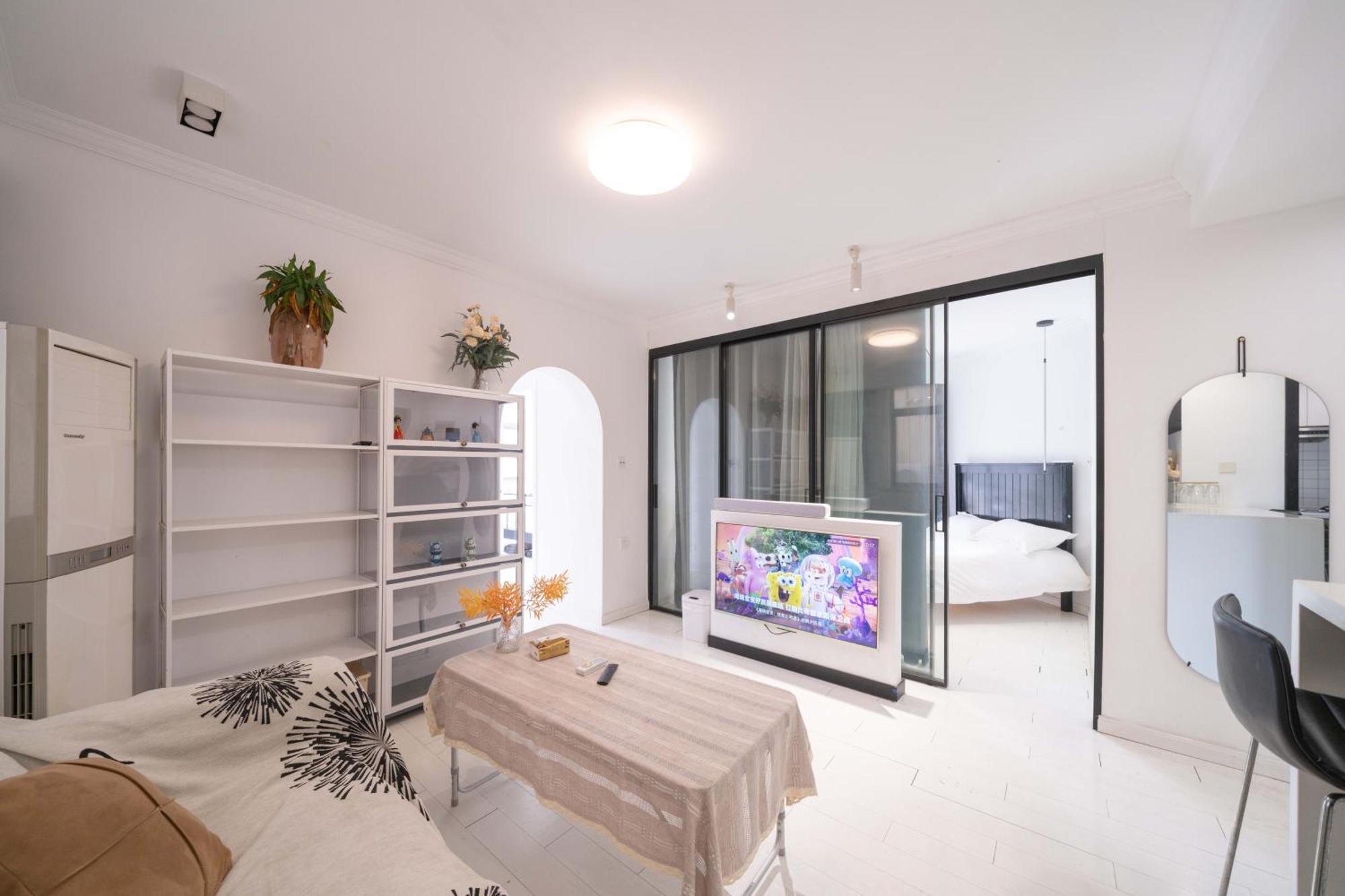 Apartment Cloudlike Serenity-family In *